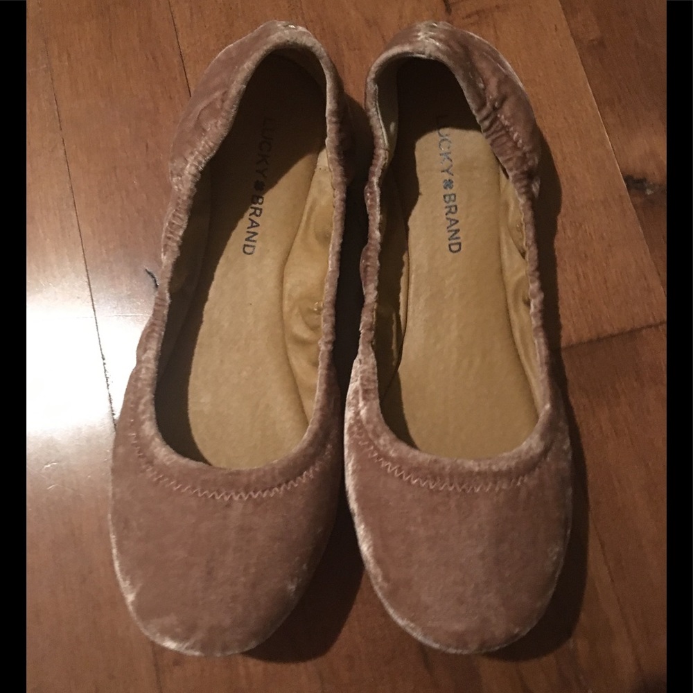 Pink flats